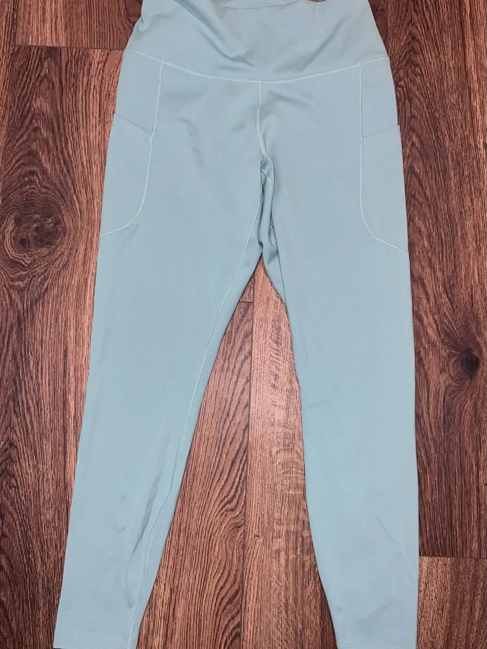 Nike Light Blue Short Sleeve Top and High-Waist Leggings Set